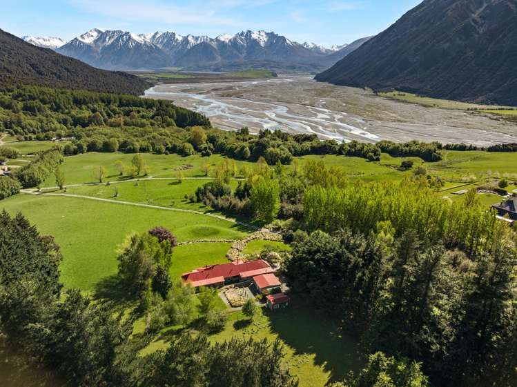 Mount Algidus Station Lake Coleridge_17