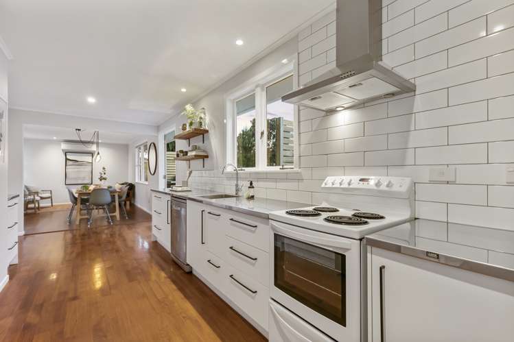 33 Crocombe Crescent Beach Haven_5