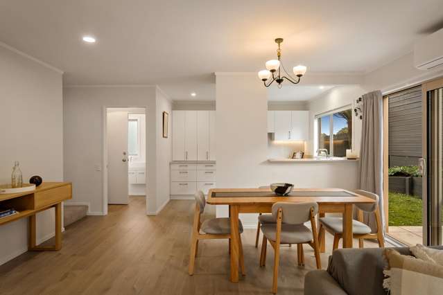 1/205 Abbotts Way Remuera_2