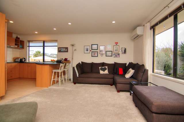 9 Toomer Place Beachlands_4