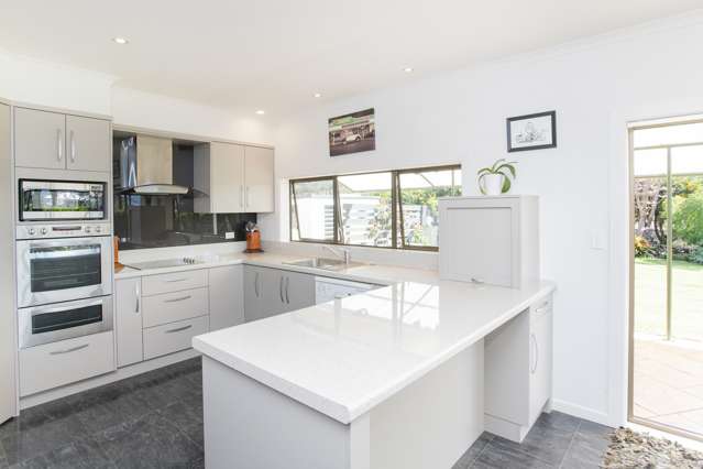 121 Bell Road Matawhero_2