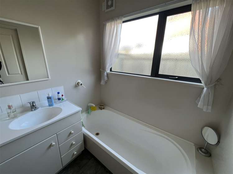 275 Memorial Avenue Burnside_8