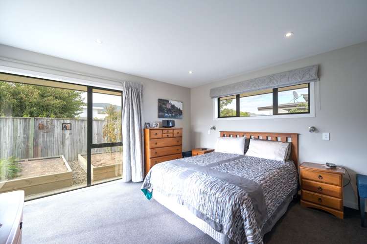 28 Cambelldon Crescent Stoke_21