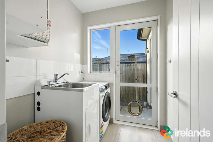 53 Kingsbridge West Burwood_11