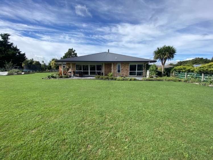 4 Camellia Lane Carterton_15