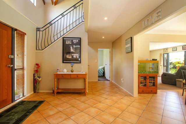 3 San Ambrosio Rise Henderson_3