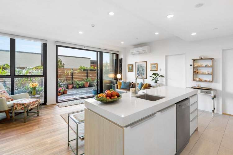 G07/189 College Road Stonefields_5