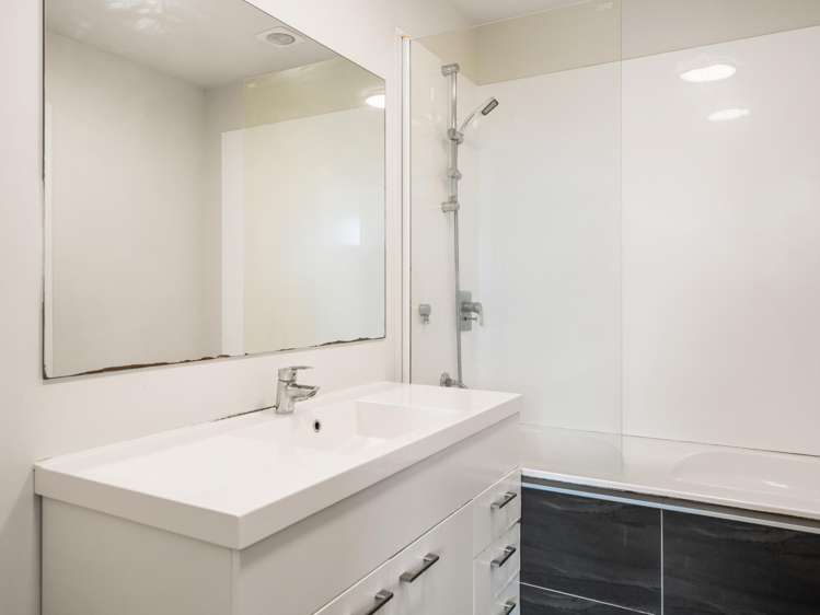 4 Saddleback Crescent Papakura_14