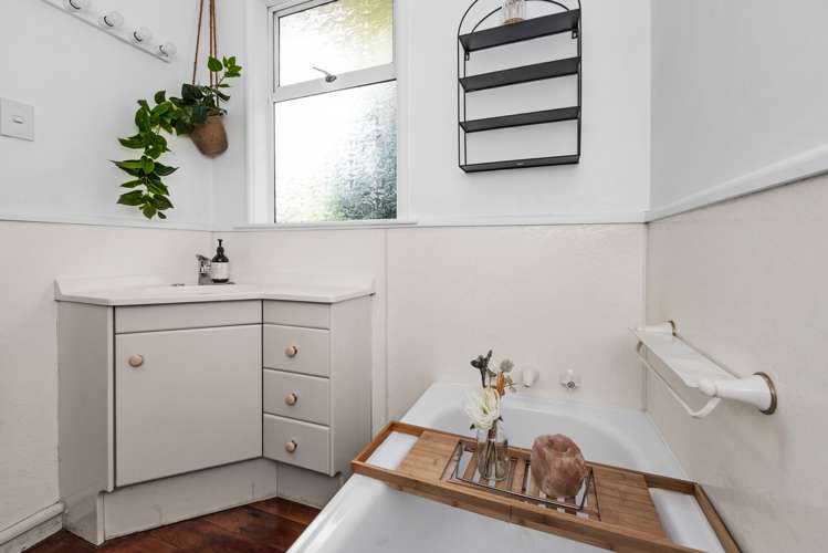 424 Purser Place Mahora_11