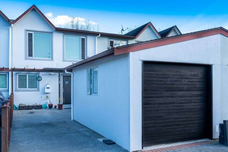 9K Clearwater Cove West Harbour_1