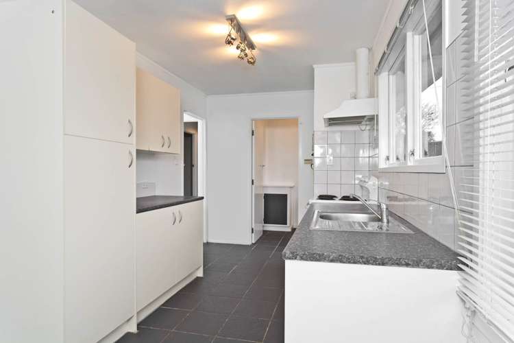 73 Rosier Road Glen Eden_2