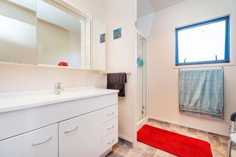 30 Captain Cook Road Cooks Beach_13