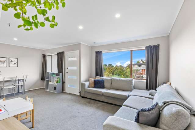 2/2 Forsythe Place Massey_3