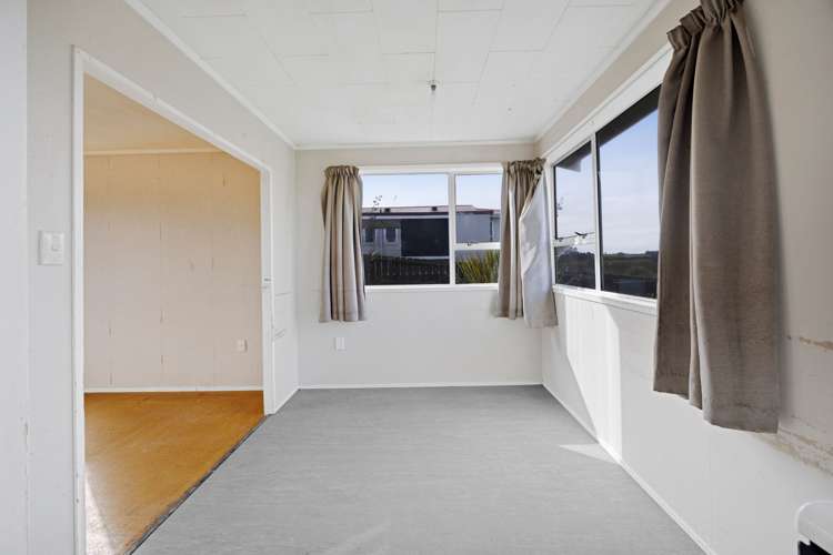 32 Pembroke Street Patea_5