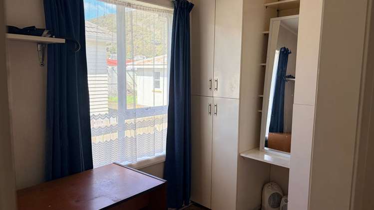 19 Hay Street Wainuiomata_13