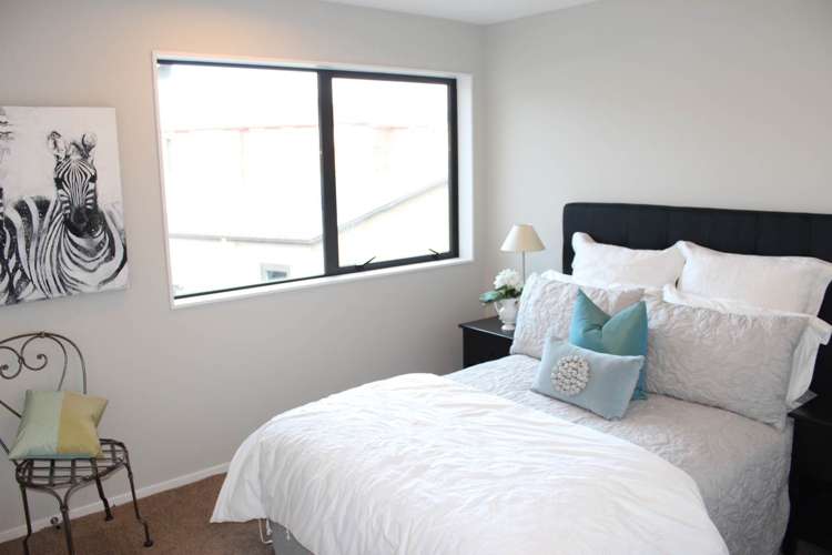 5 Haddington Drive Flat Bush_11