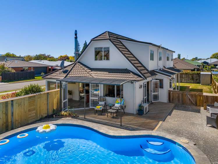 15 Springswood Grove Springlands_1