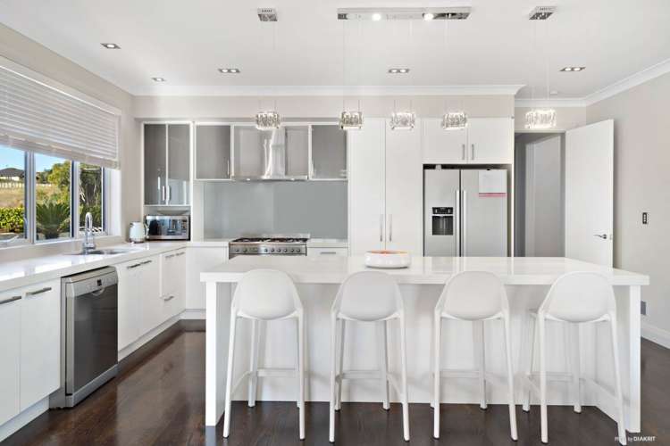 16 Fairhill Place Flat Bush_6