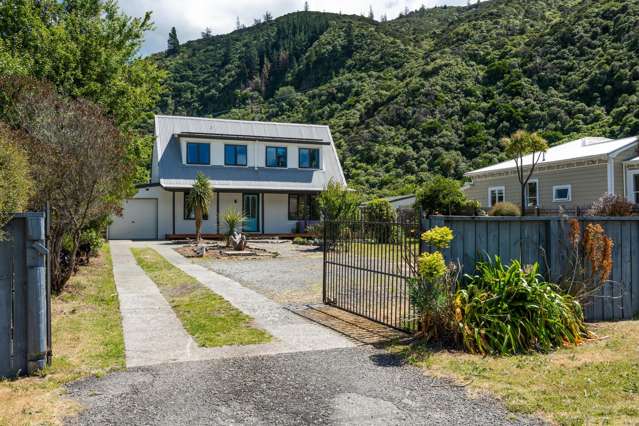 Coastal living at Rarangi – within your reach