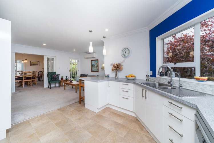 98 John F Kennedy Drive Milson_14