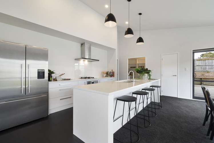 11 Coutts Way Fitzherbert_3