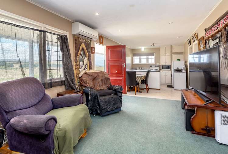 24 Whangaimoana Beach Road Pirinoa_7