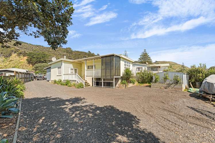 14 Centreway Road Port Waikato_9