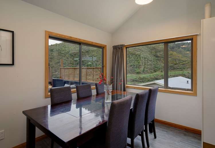 65 Robinson Road The Brook_4