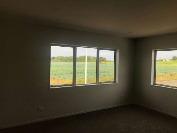 2 Hemopo Street Pukekohe_14