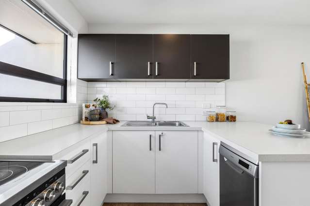 2/134 Geraldine Street Edgeware_1