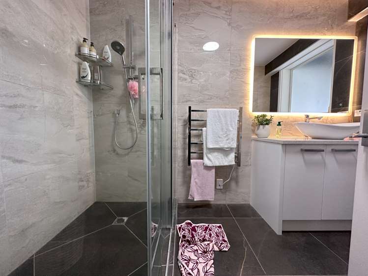 372 Redoubt Road Totara Park_9