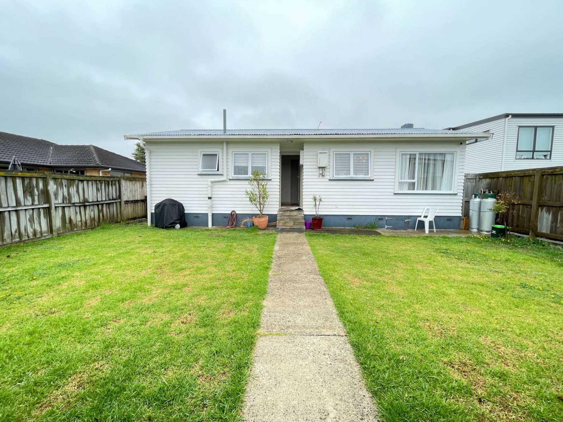 3 Hikurangi Street Te Atatu Peninsula_0