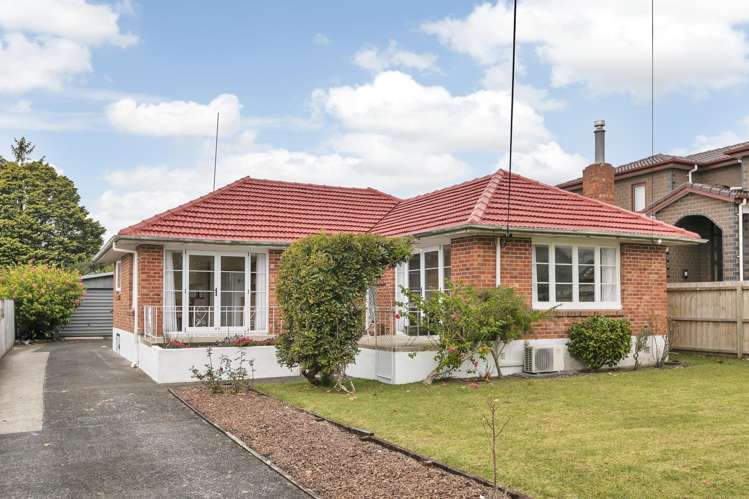 126 Hutchinson Avenue New Lynn_0