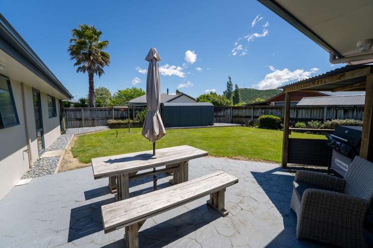 2 Mayer Crescent Wakefield_19