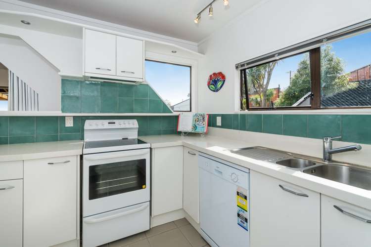 2/33 Beach Haven Road Beach Haven_6