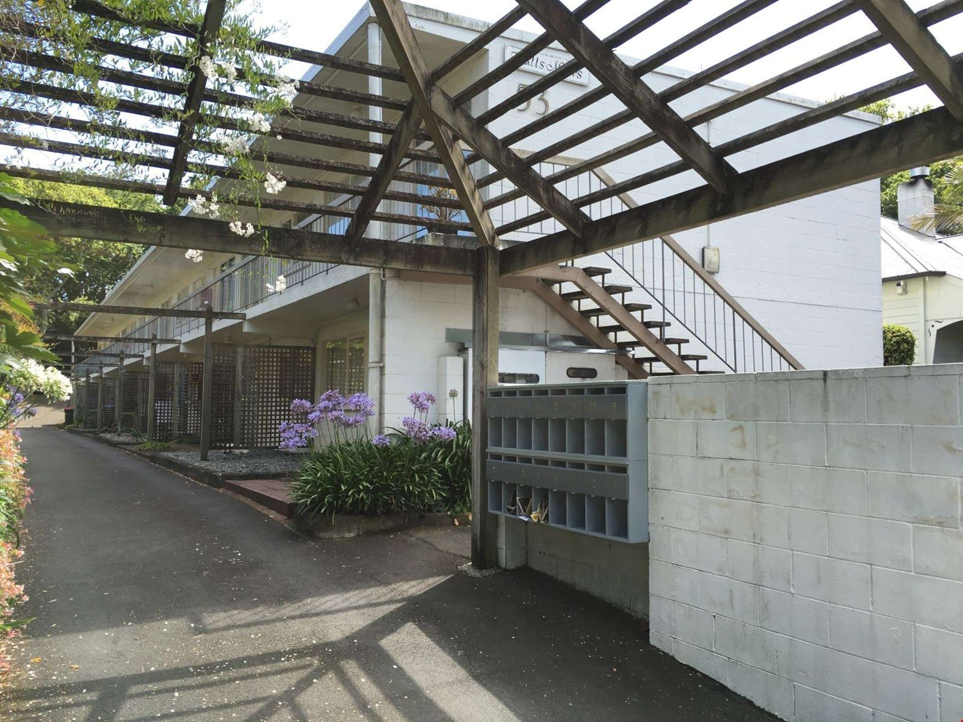 11/53 Bellevue Road Mount Eden_0