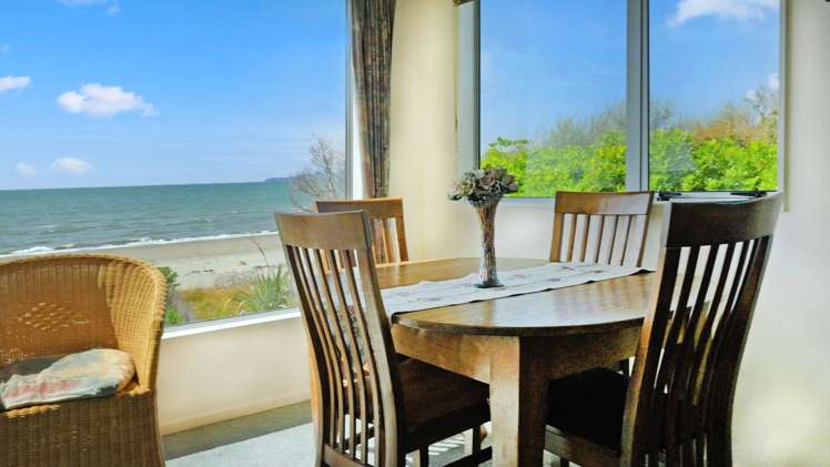 56 Bishop Road Parapara_9