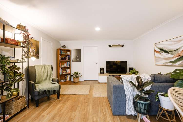 44 and 58 Hilton Road Highcliff_22