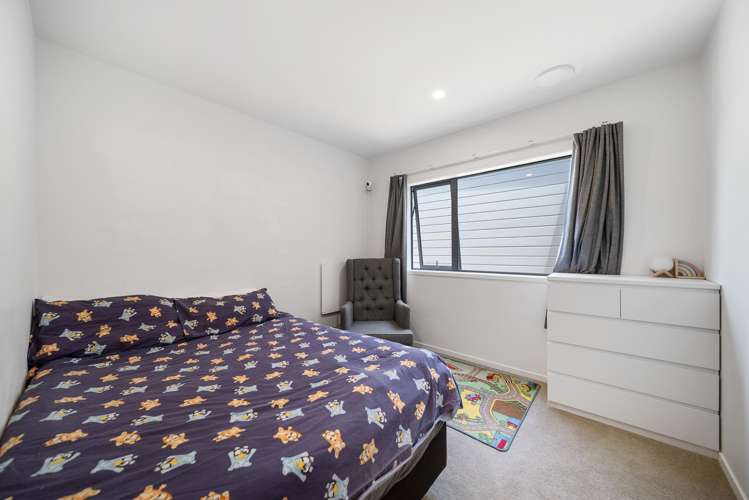 13 Frazen Avenue Papakura_11