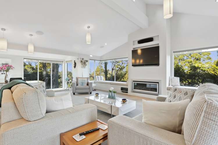 9 Tinopai Road Titirangi_12