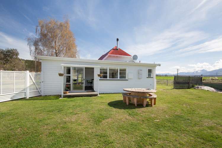 155 Main Road Luggate_15