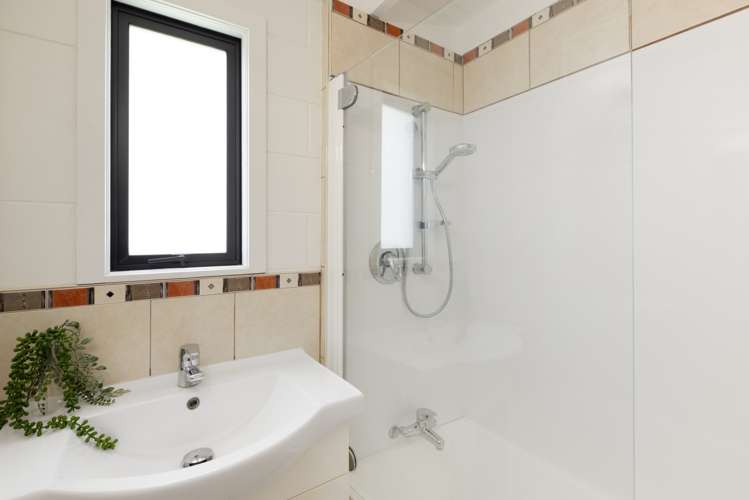 5 Strathmore Way Matua_19