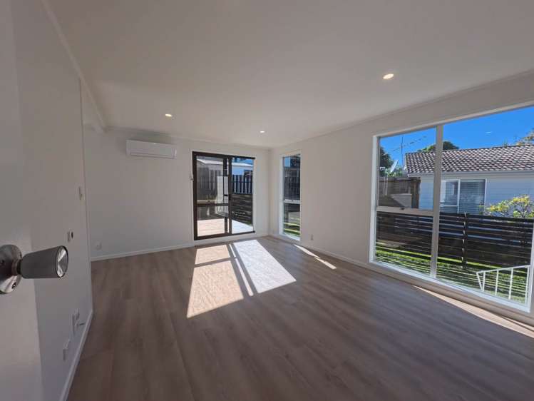 81 Glenvar Road Torbay_13