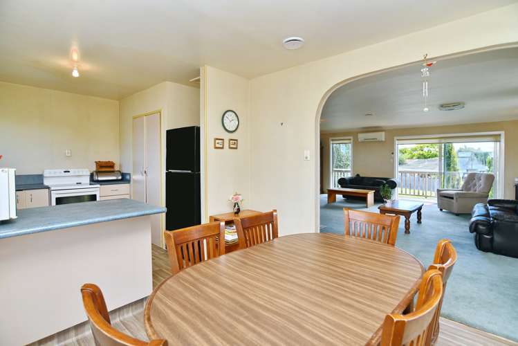 27 Northfield Road Casebrook_5