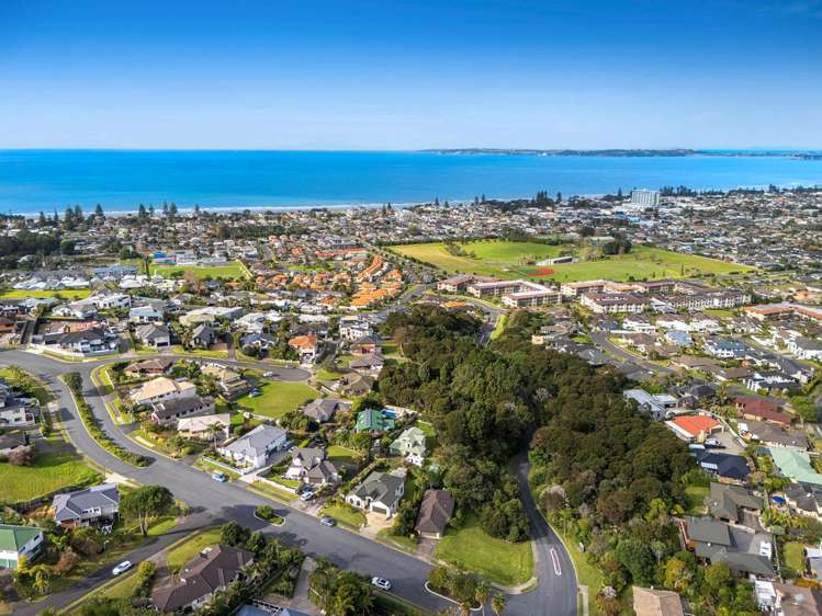42 Savoy Road Orewa_25