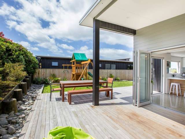 20 Laly Haddon Place Matakana_4