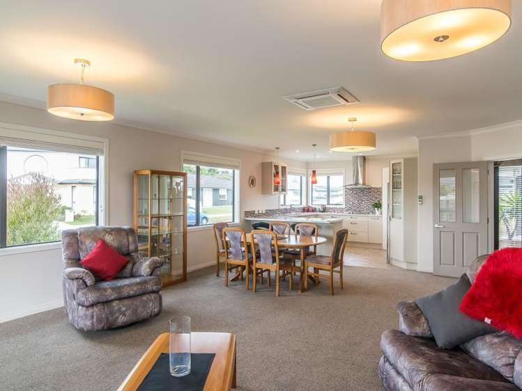 16 Hudson Place Paraparaumu_5