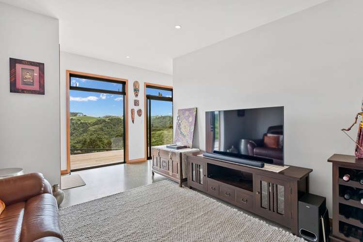 1140 Russell Road Helena Bay_13
