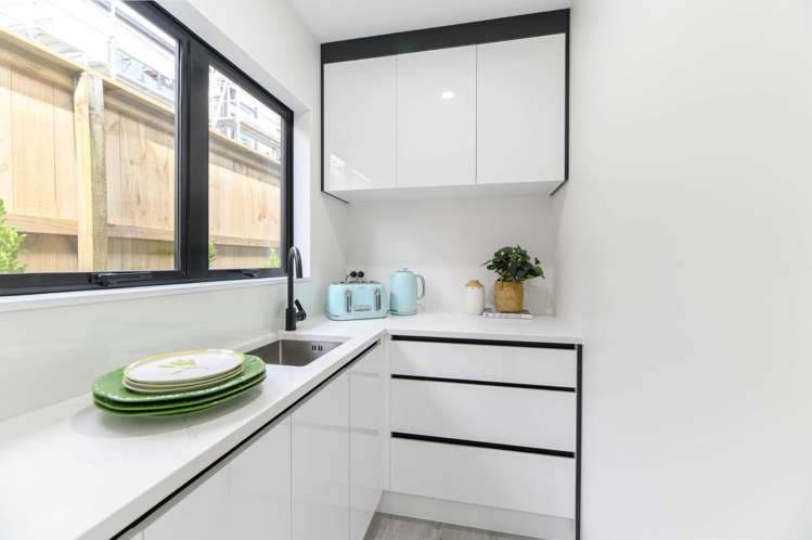 15b Addison Street Blockhouse Bay_12