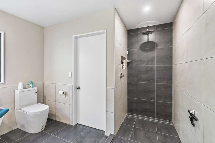 46 Huia Street Waikanae_12